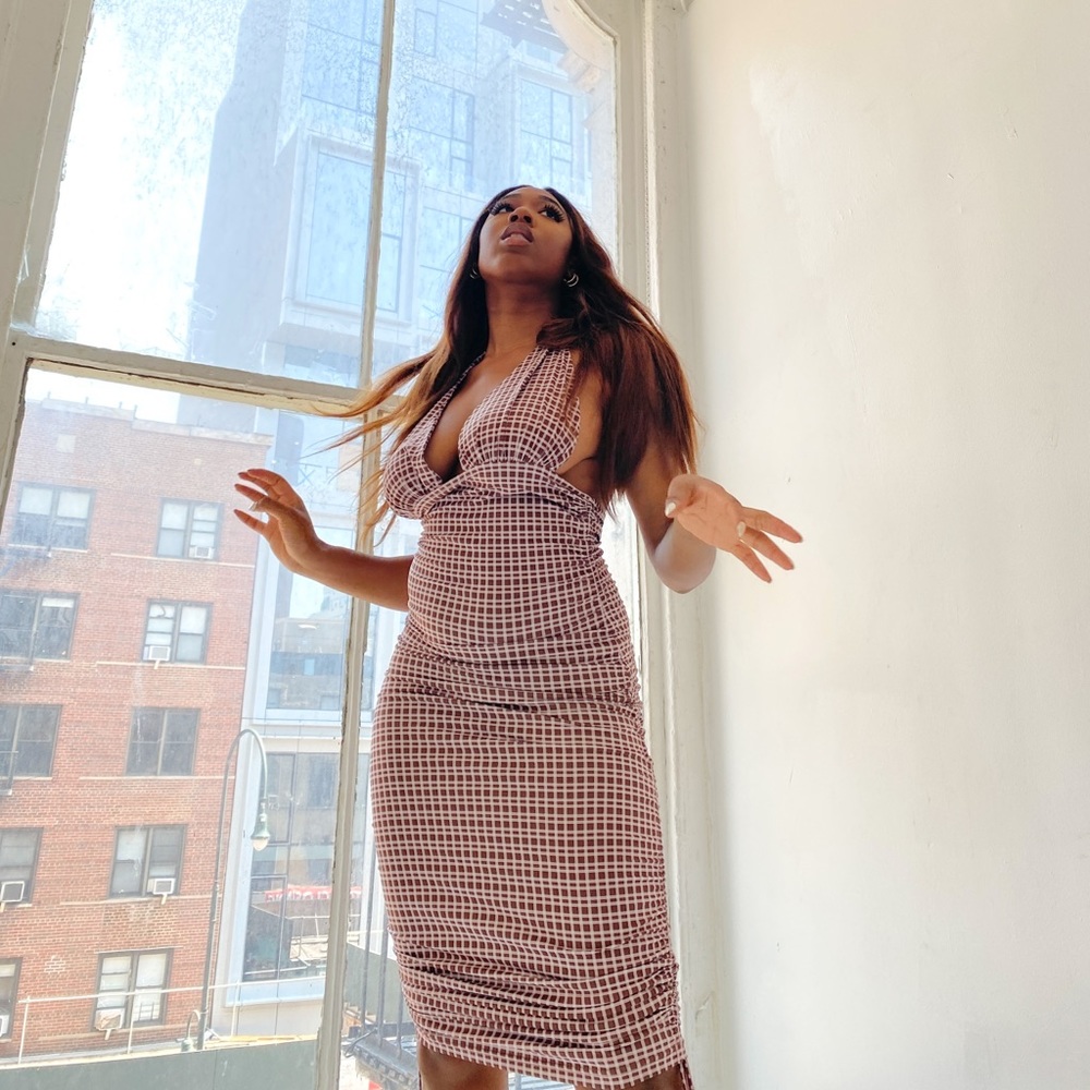 Brown Dress (Party, Event, Night, Birthday)